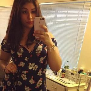 Meet your Posher, Carolina